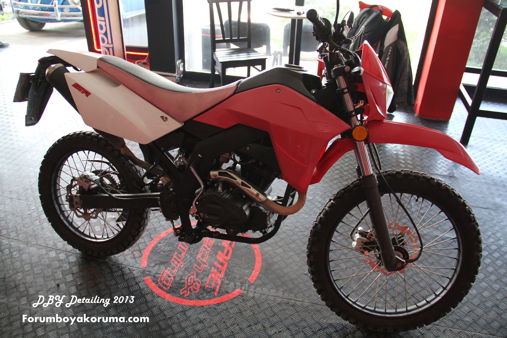 str 250 motorcycle